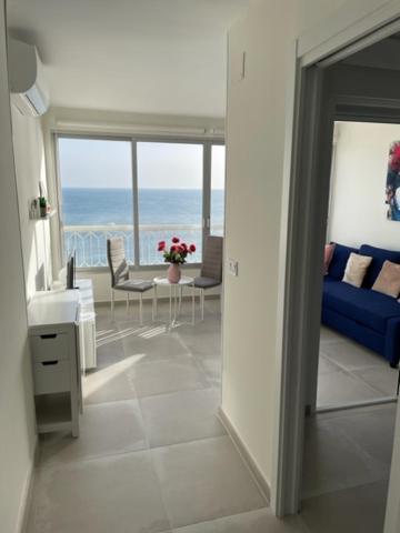 Precioso Apartamento A Estrenar En Primera Linea De Playa Μπένιντορμ Εξωτερικό φωτογραφία